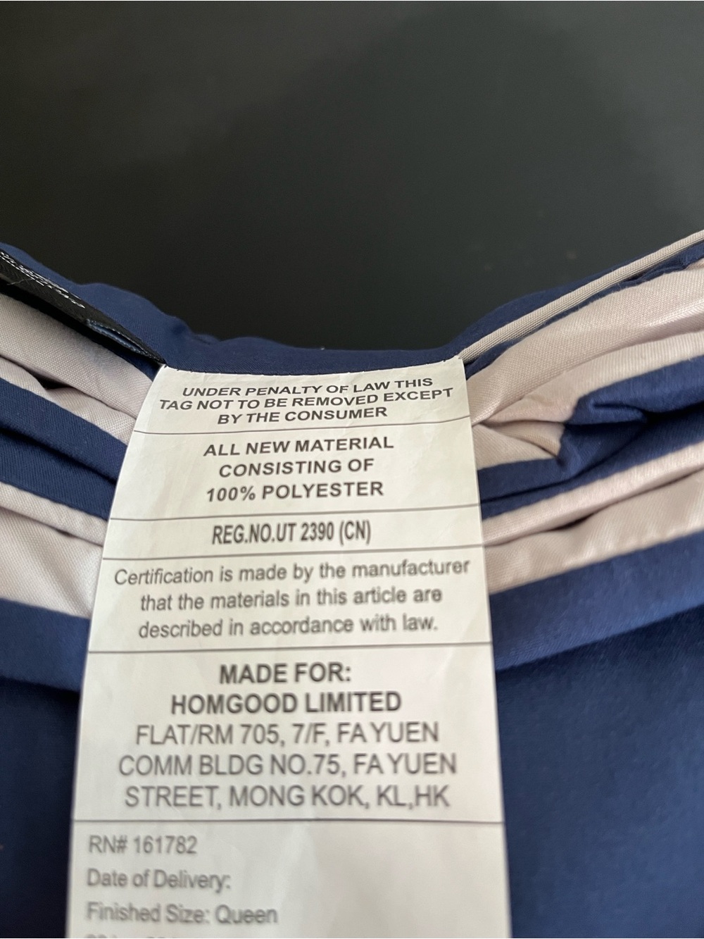 Basic Beyond Reversible Comforter Set - Queen - Picture 4 of 4